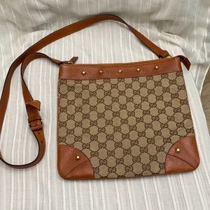 Authentic vintage Gucci crossbody